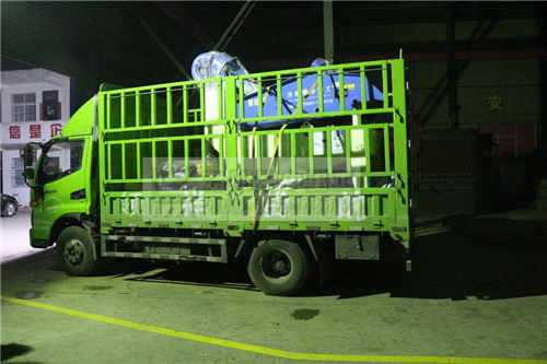 ����ꑼҘ�LZ350��(x��)ɳ���ՙC�l(f��)؛�D